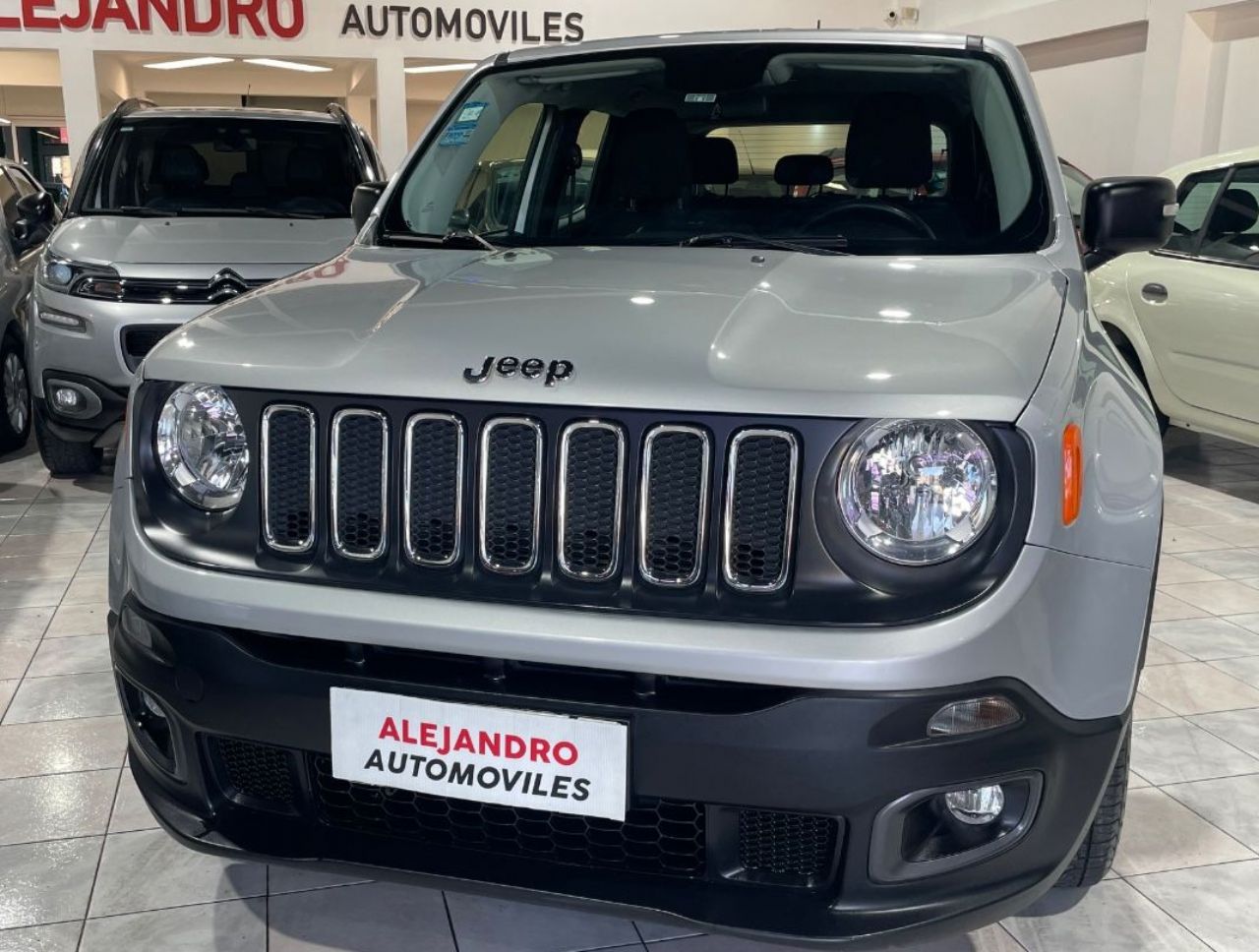 Jeep Renegade Usado Financiado en Córdoba, deRuedas