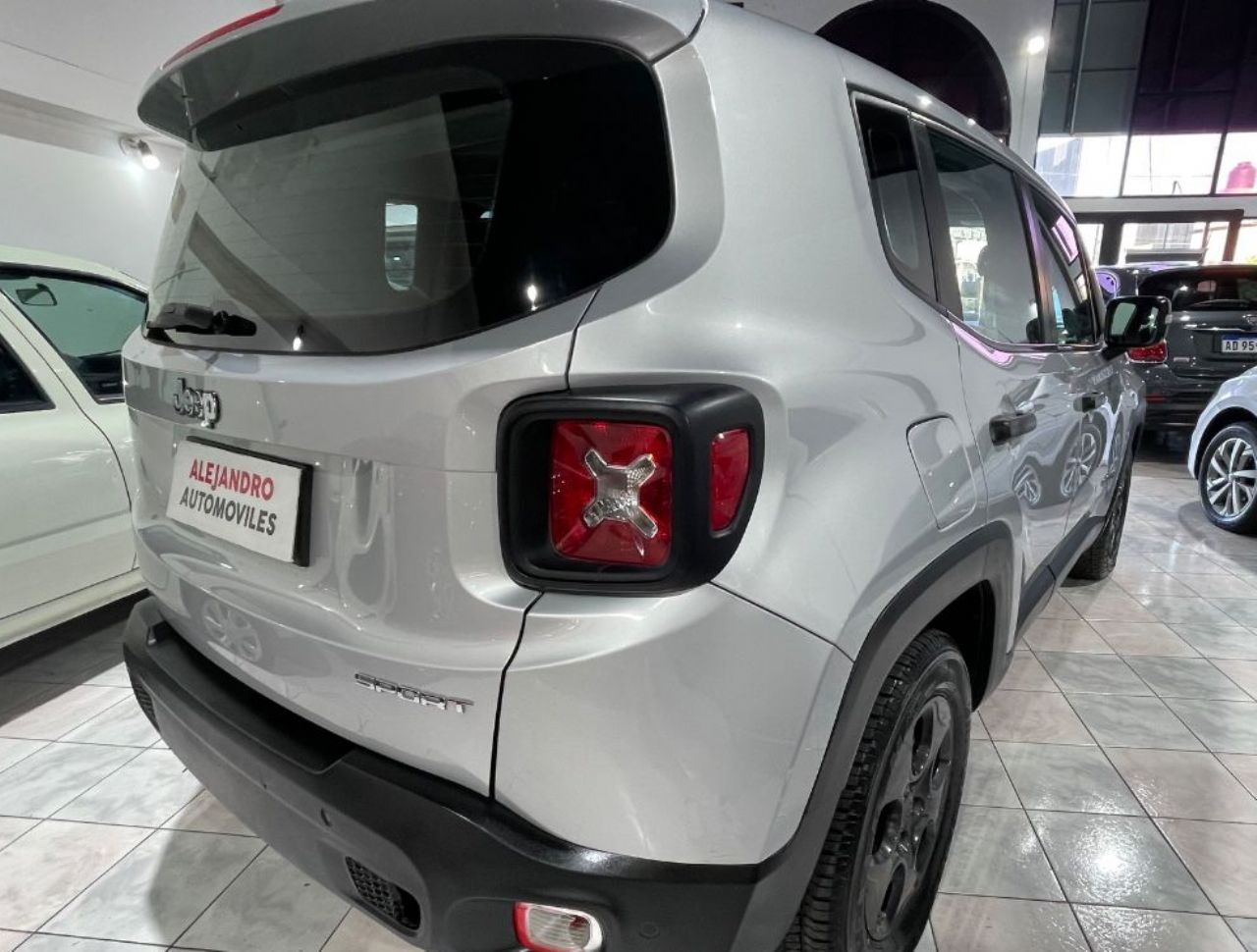 Jeep Renegade Usado Financiado en Córdoba, deRuedas