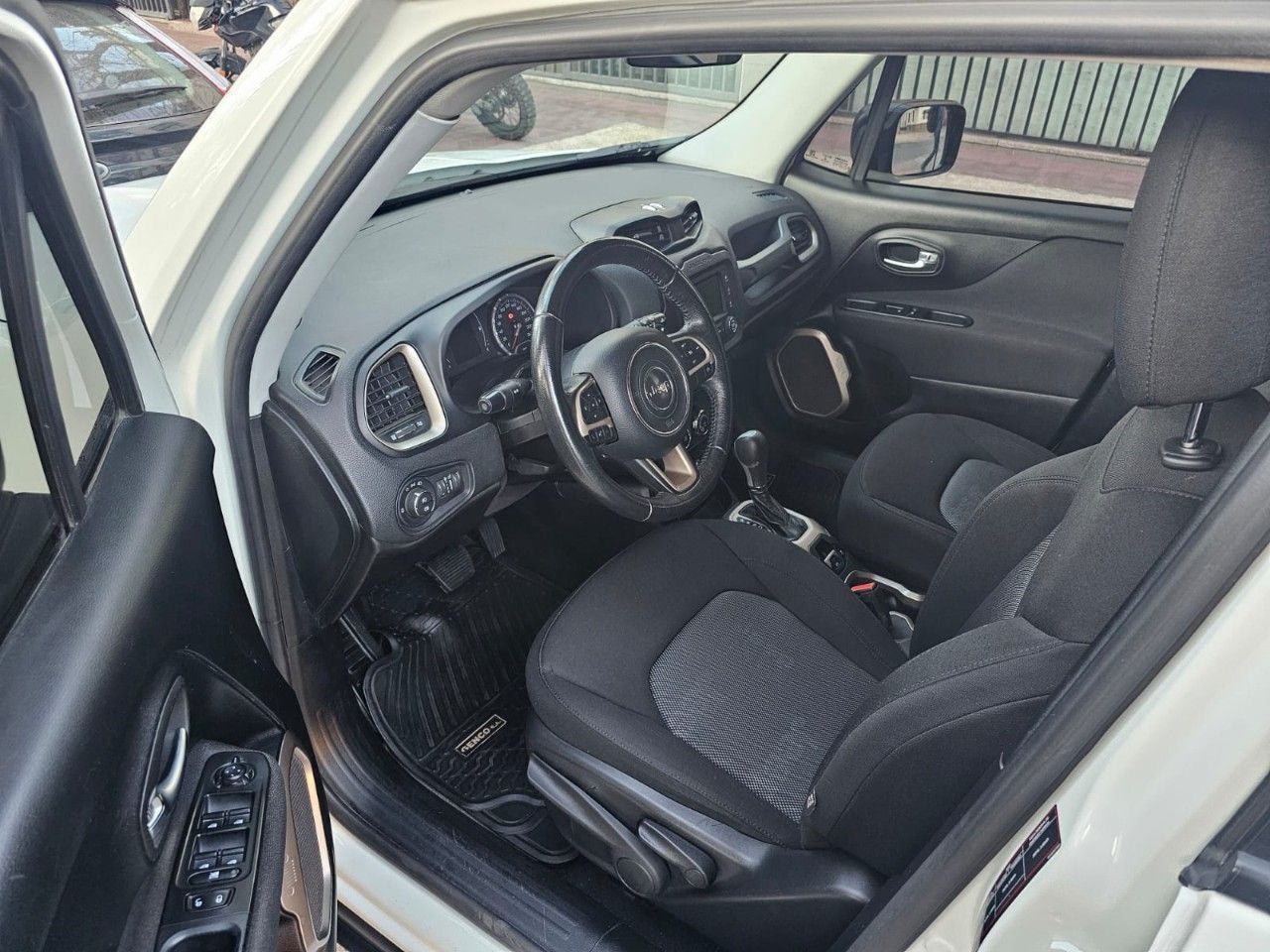 Jeep Renegade Usado en Mendoza, deRuedas