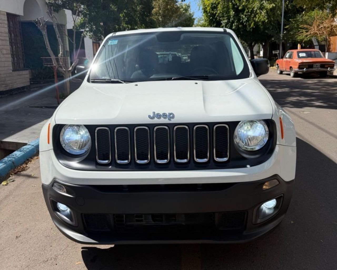 Jeep Renegade Usado en Mendoza, deRuedas