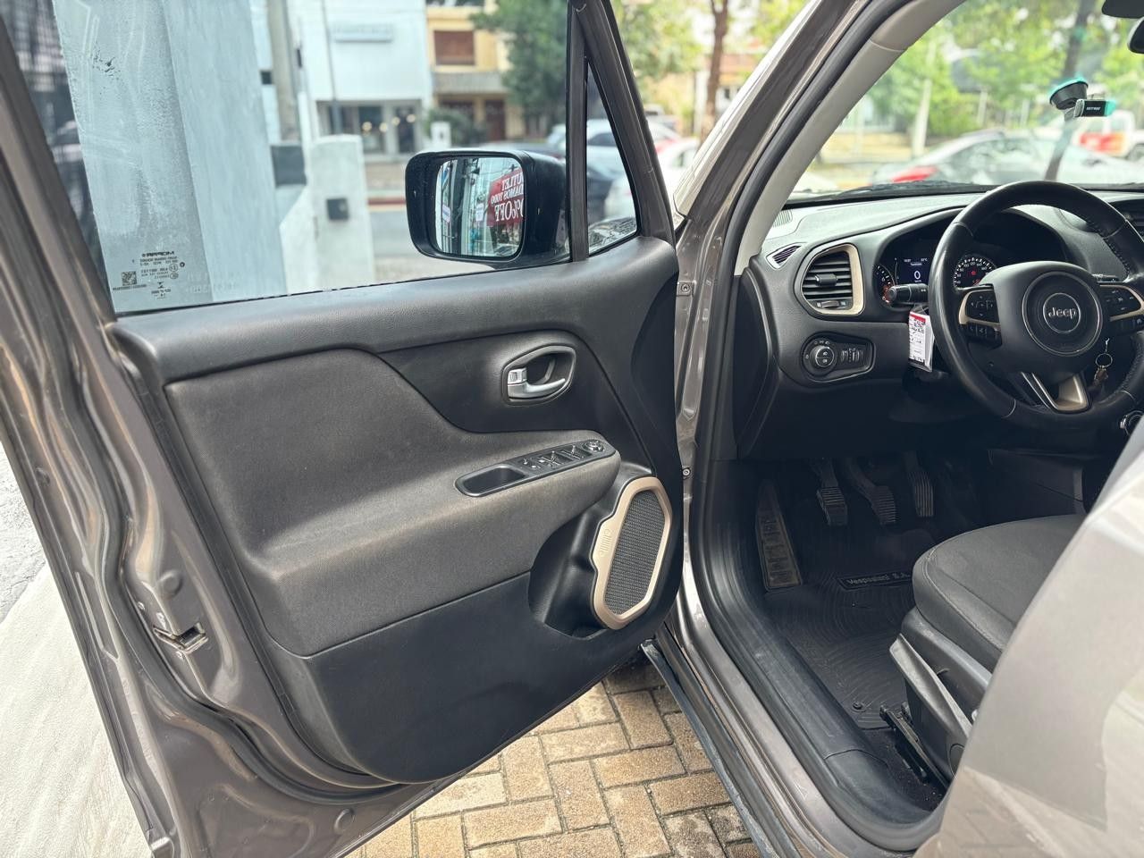 Jeep Renegade Usado Financiado en Córdoba, deRuedas