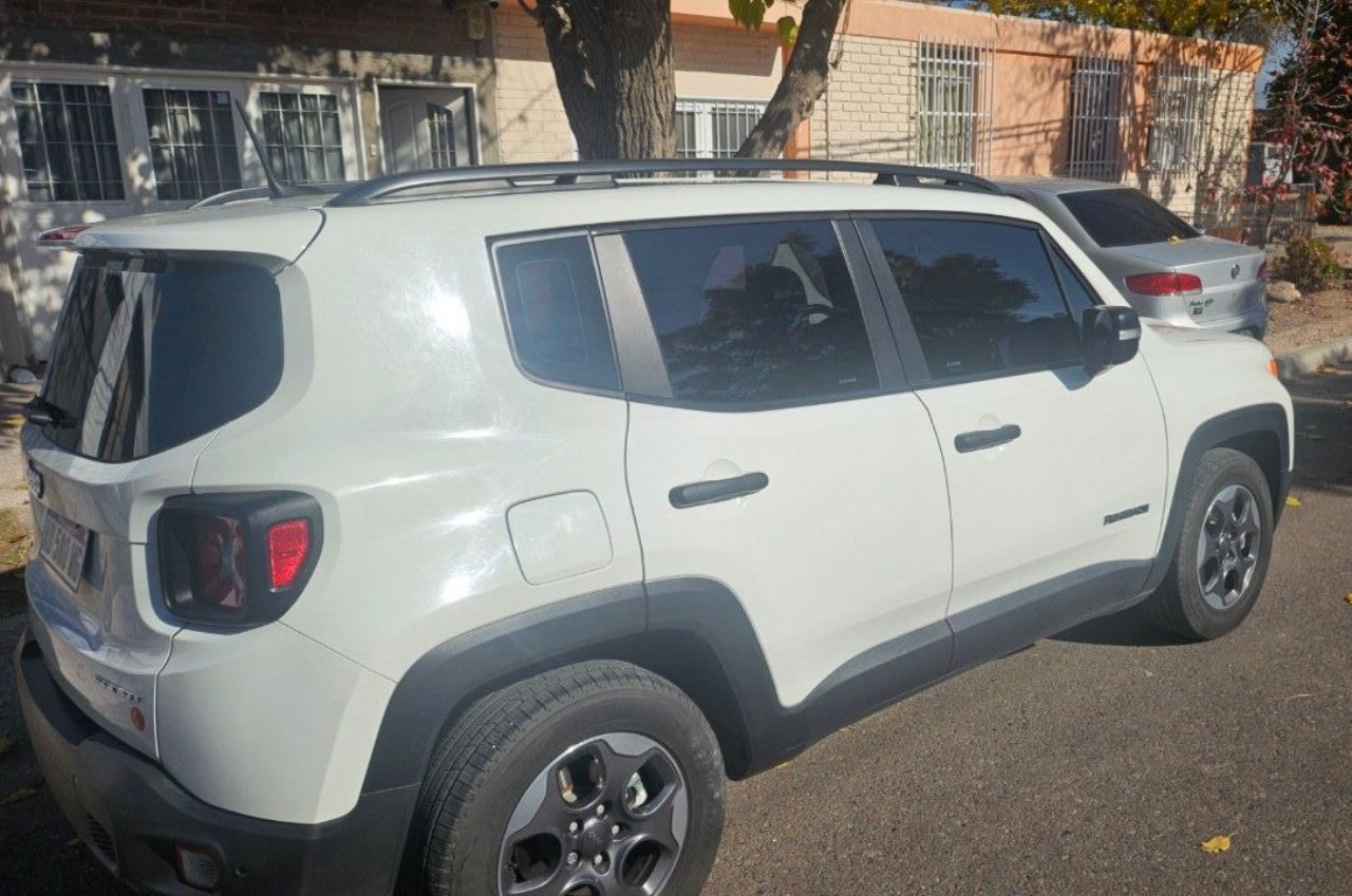 Jeep Renegade Usado en Mendoza, deRuedas