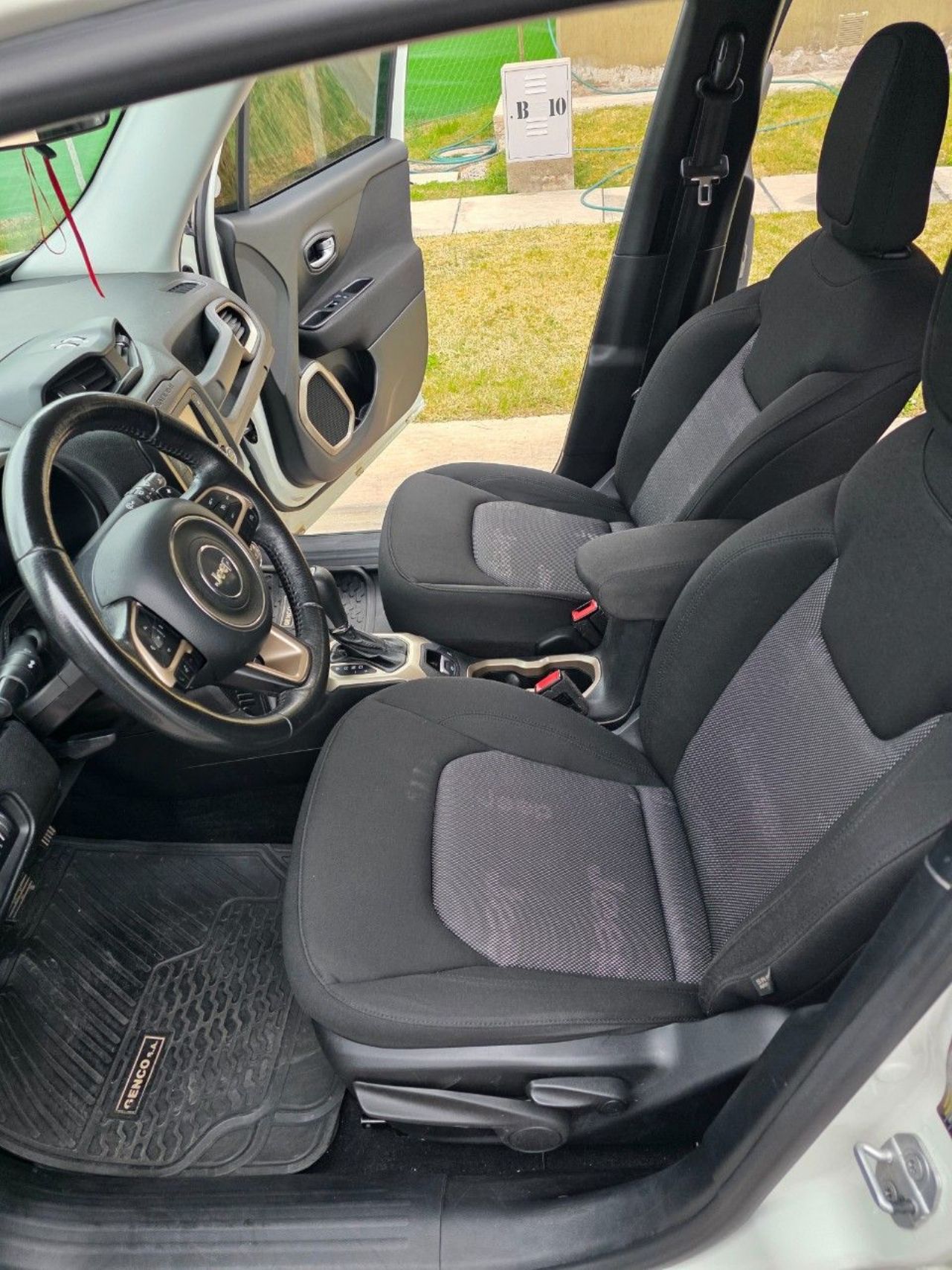 Jeep Renegade Usado en Mendoza, deRuedas