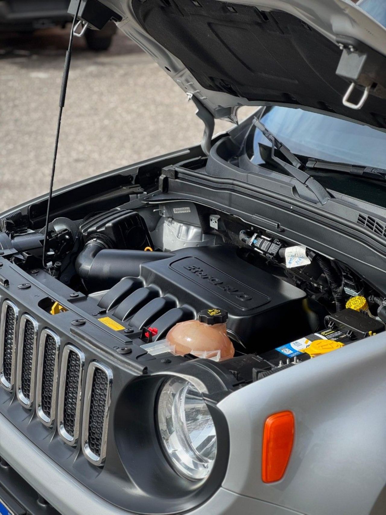 Jeep Renegade Usado Financiado en Córdoba, deRuedas