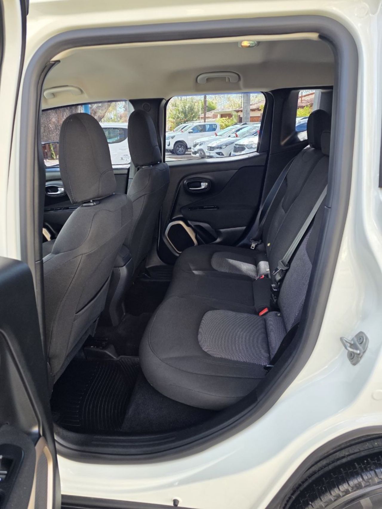 Jeep Renegade Usado en Mendoza, deRuedas