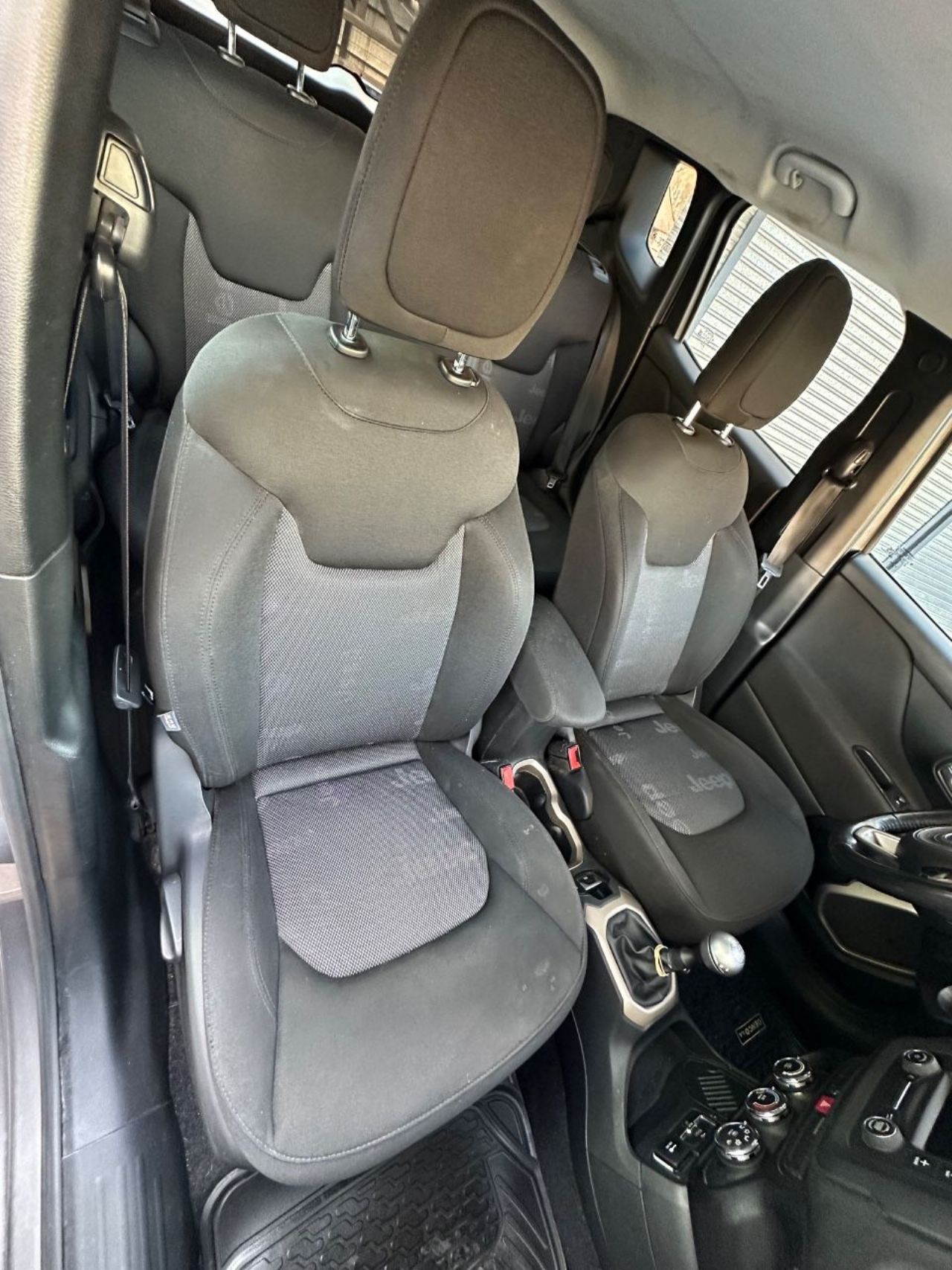 Jeep Renegade Usado Financiado en Mendoza, deRuedas