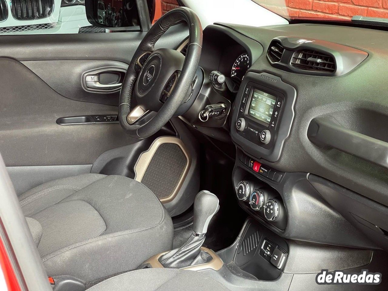 Jeep Renegade Usado en San Juan, deRuedas