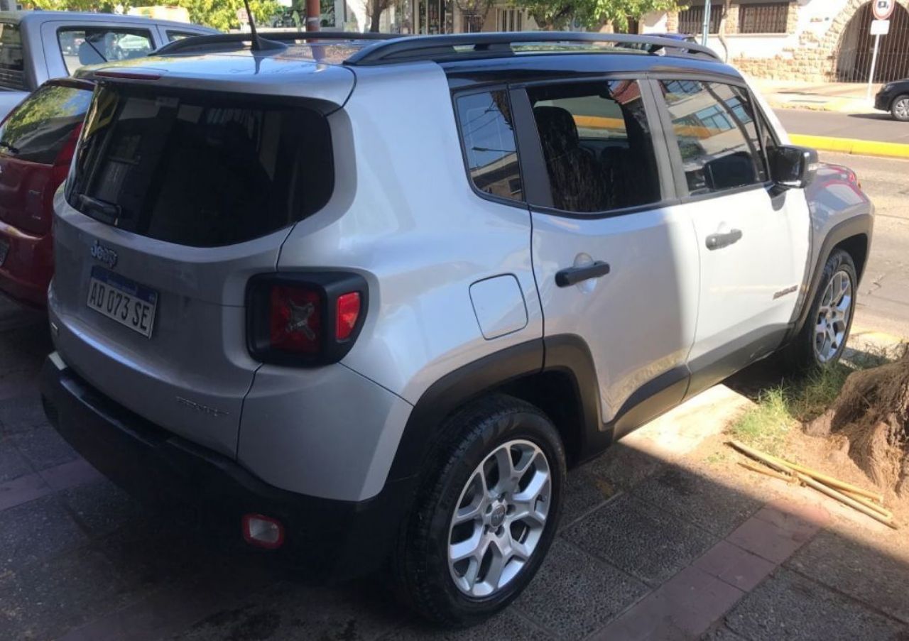 Jeep Renegade Usado en Mendoza, deRuedas