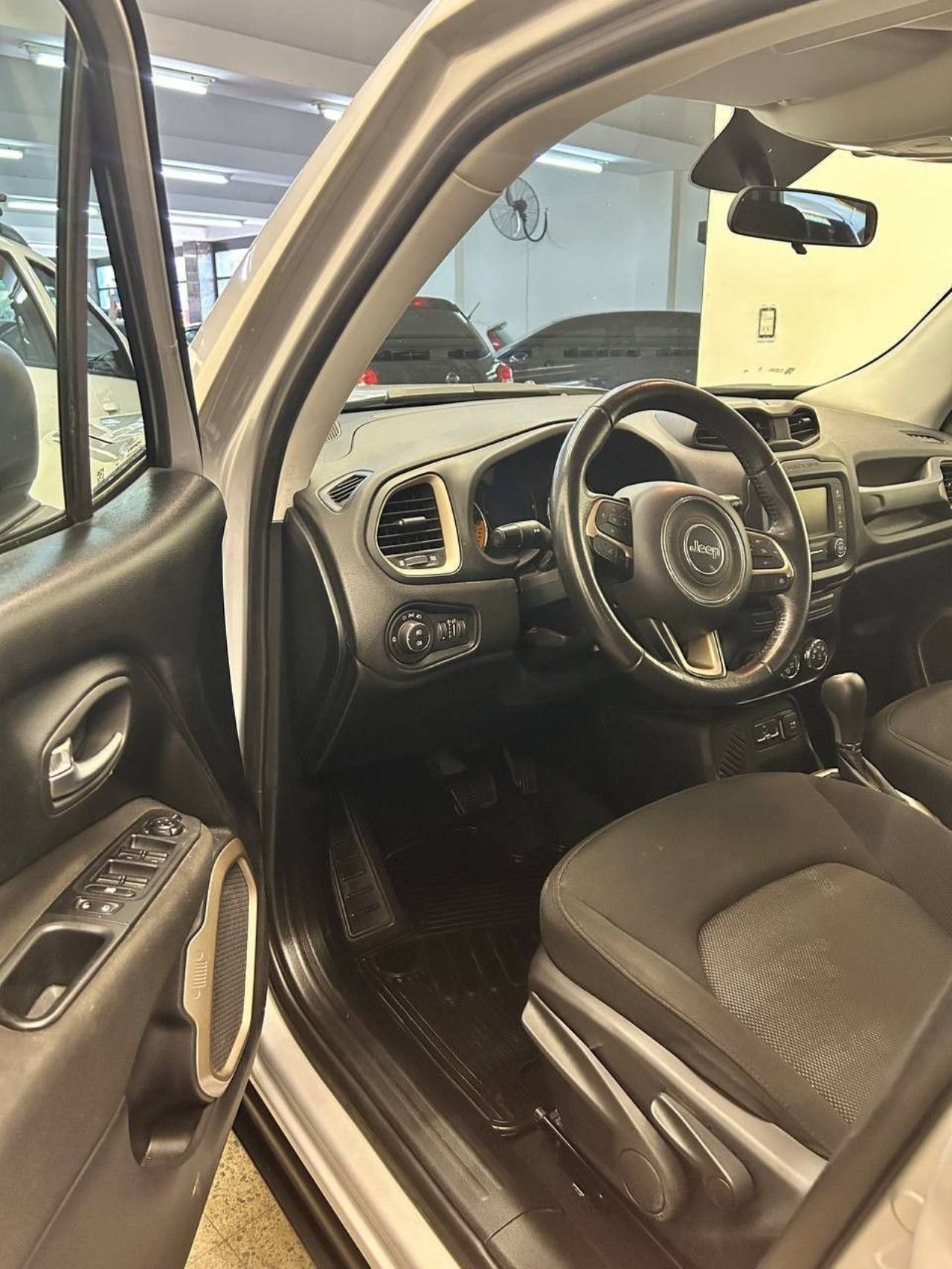 Jeep Renegade Usado en Mendoza, deRuedas