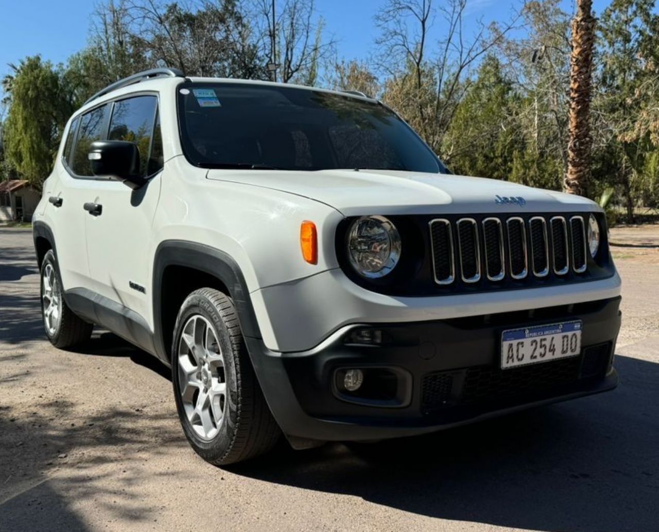 Jeep Renegade Usado en Mendoza, deRuedas