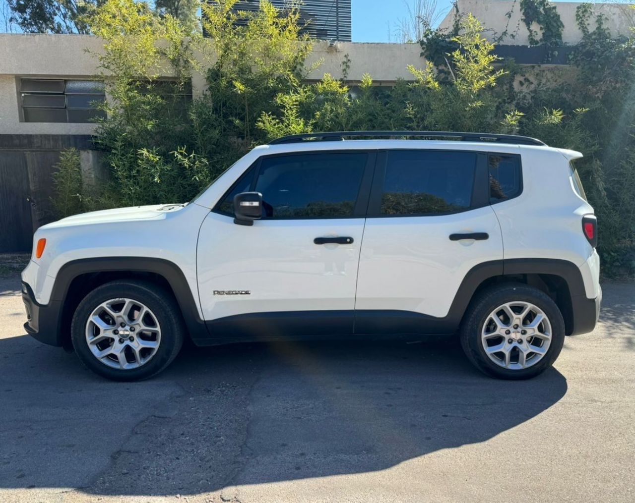 Jeep Renegade Usado en Mendoza, deRuedas