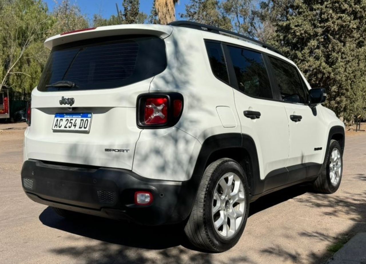 Jeep Renegade Usado en Mendoza, deRuedas