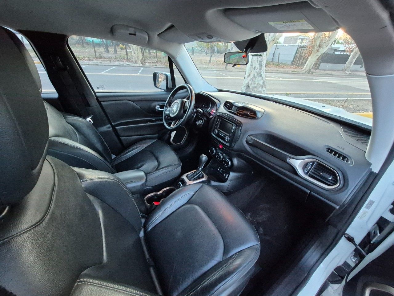 Jeep Renegade Usado en Mendoza, deRuedas