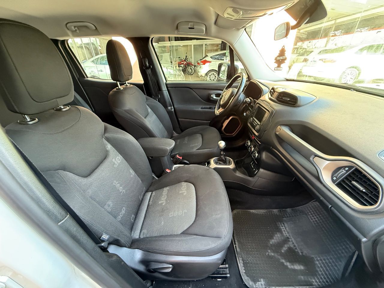Jeep Renegade Usado Financiado en Mendoza, deRuedas