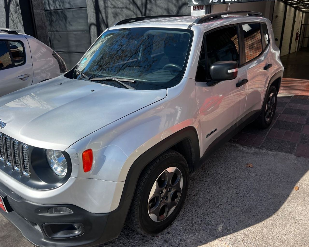 Jeep Renegade Usado en Mendoza, deRuedas