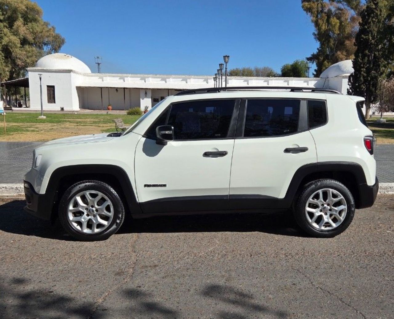 Jeep Renegade Usado en Mendoza, deRuedas