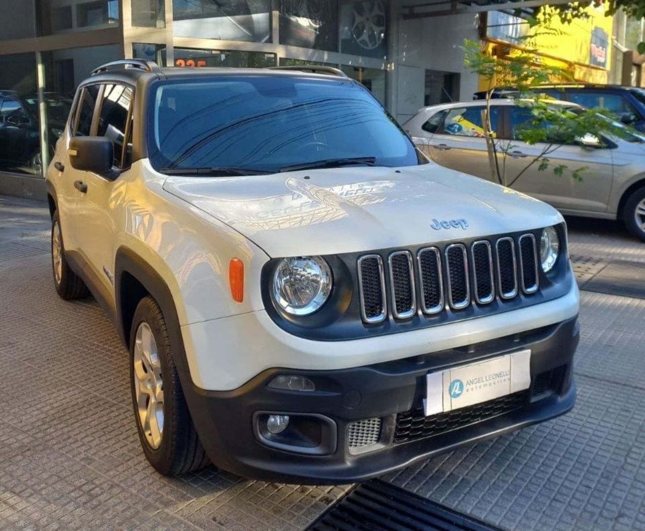 Jeep Renegade Usado Financiado en Mendoza, deRuedas