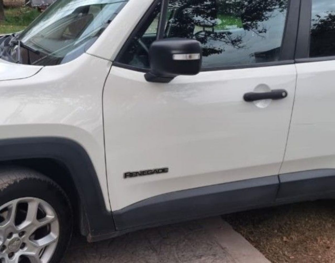 Jeep Renegade Usado en Buenos Aires, deRuedas