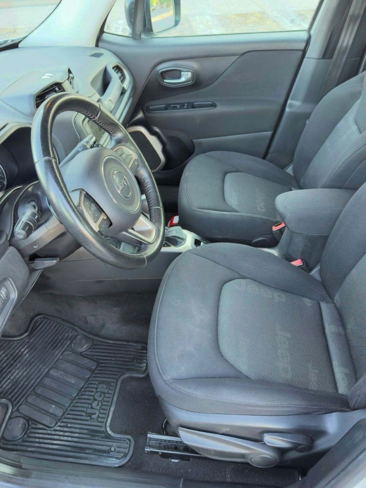 Jeep Renegade Usado en Mendoza, deRuedas