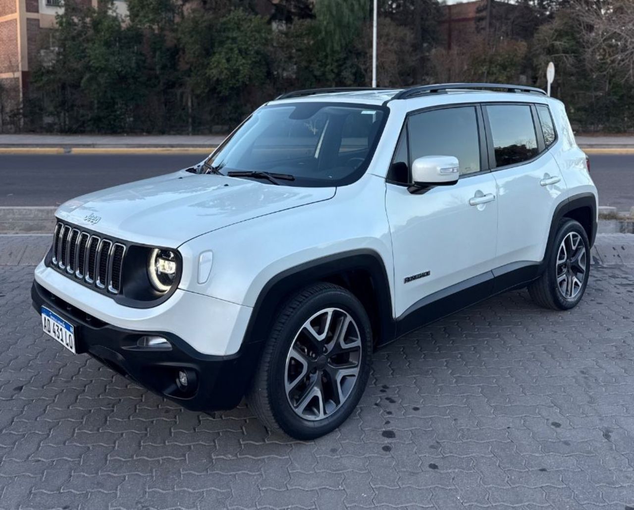 Jeep Renegade Usado en Mendoza, deRuedas