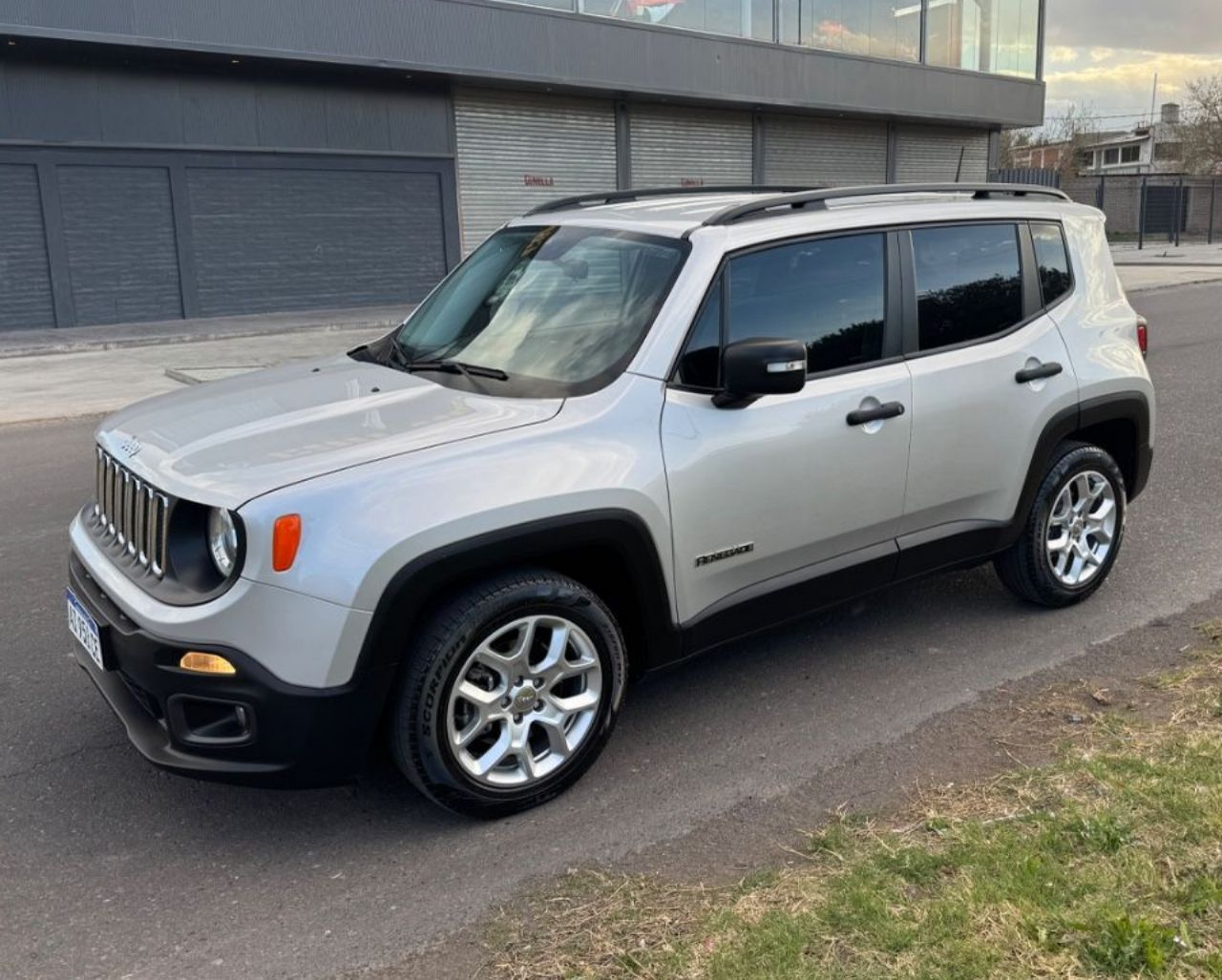 Jeep Renegade Usado Financiado en San Juan, deRuedas