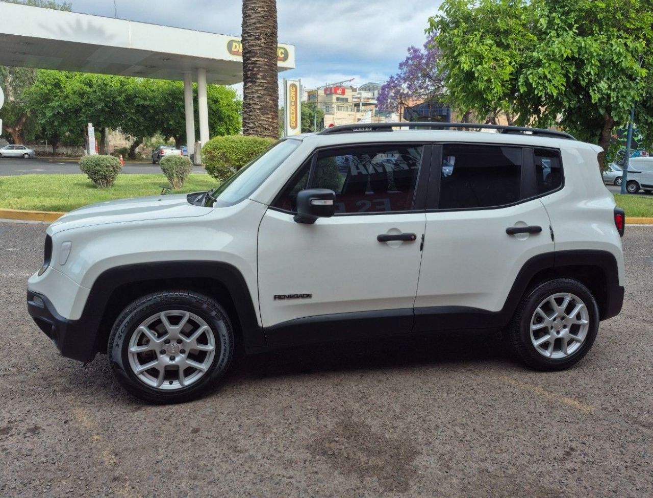 Jeep Renegade Usado Financiado en Mendoza, deRuedas