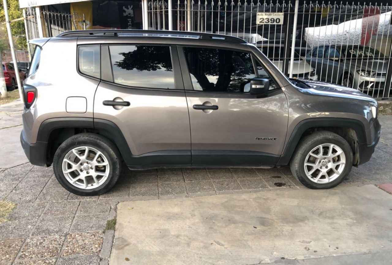 Jeep Renegade Usado en Salta, deRuedas