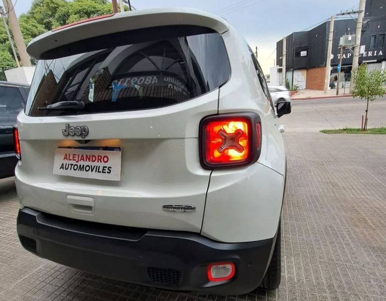 Jeep Renegade Usado Financiado en Córdoba, deRuedas