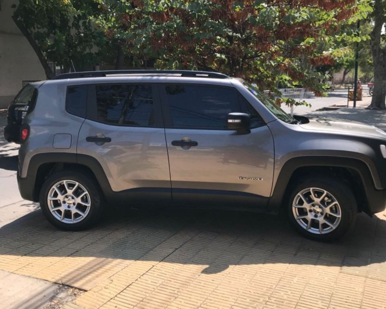 Jeep Renegade Usado en Mendoza, deRuedas