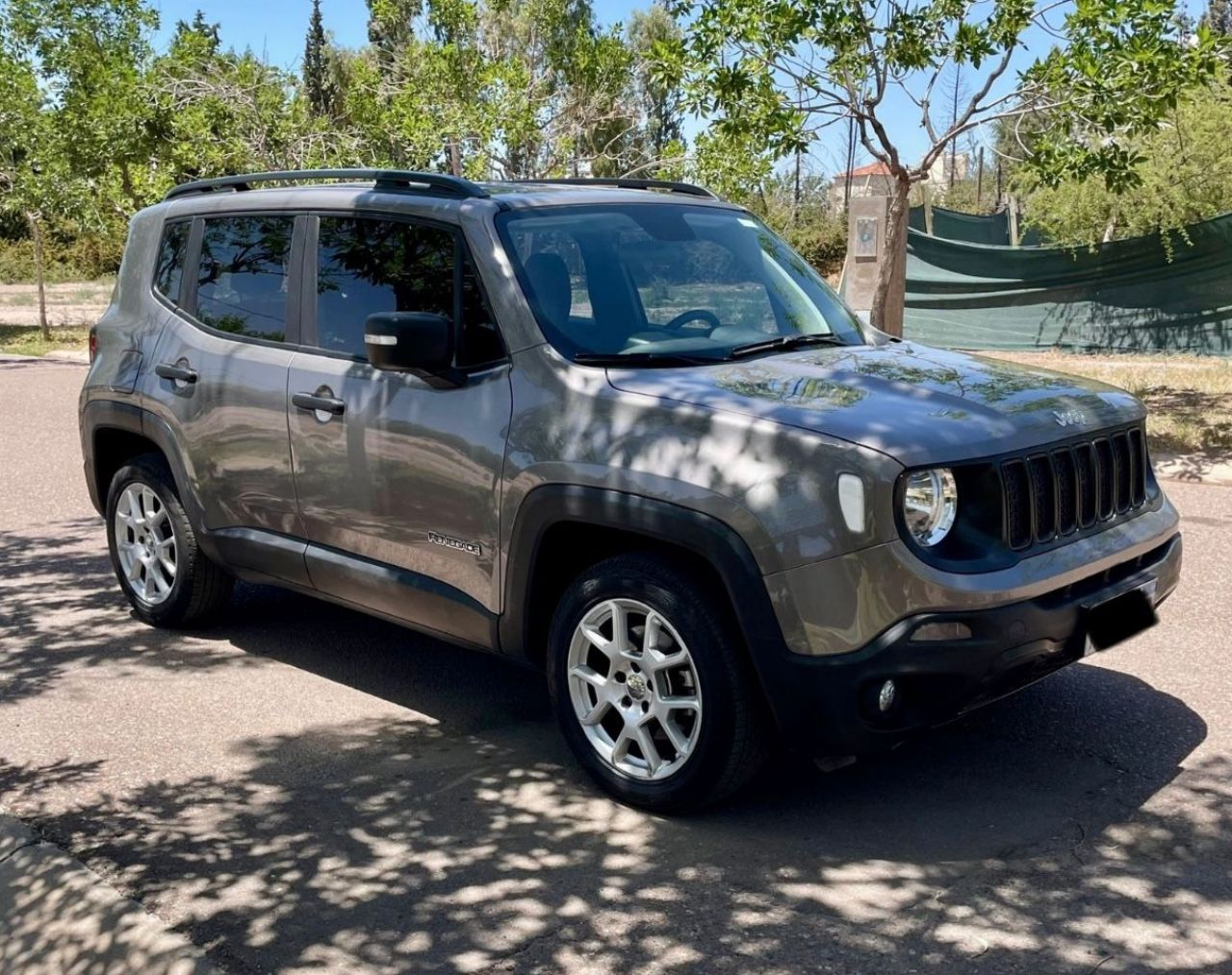 Jeep Renegade Usado en Mendoza, deRuedas