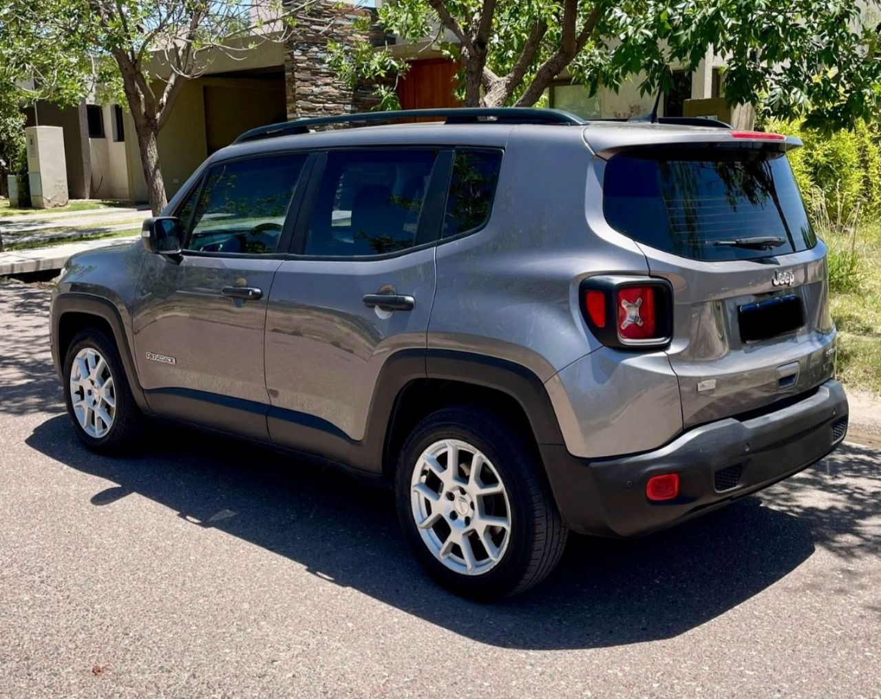 Jeep Renegade Usado en Mendoza, deRuedas