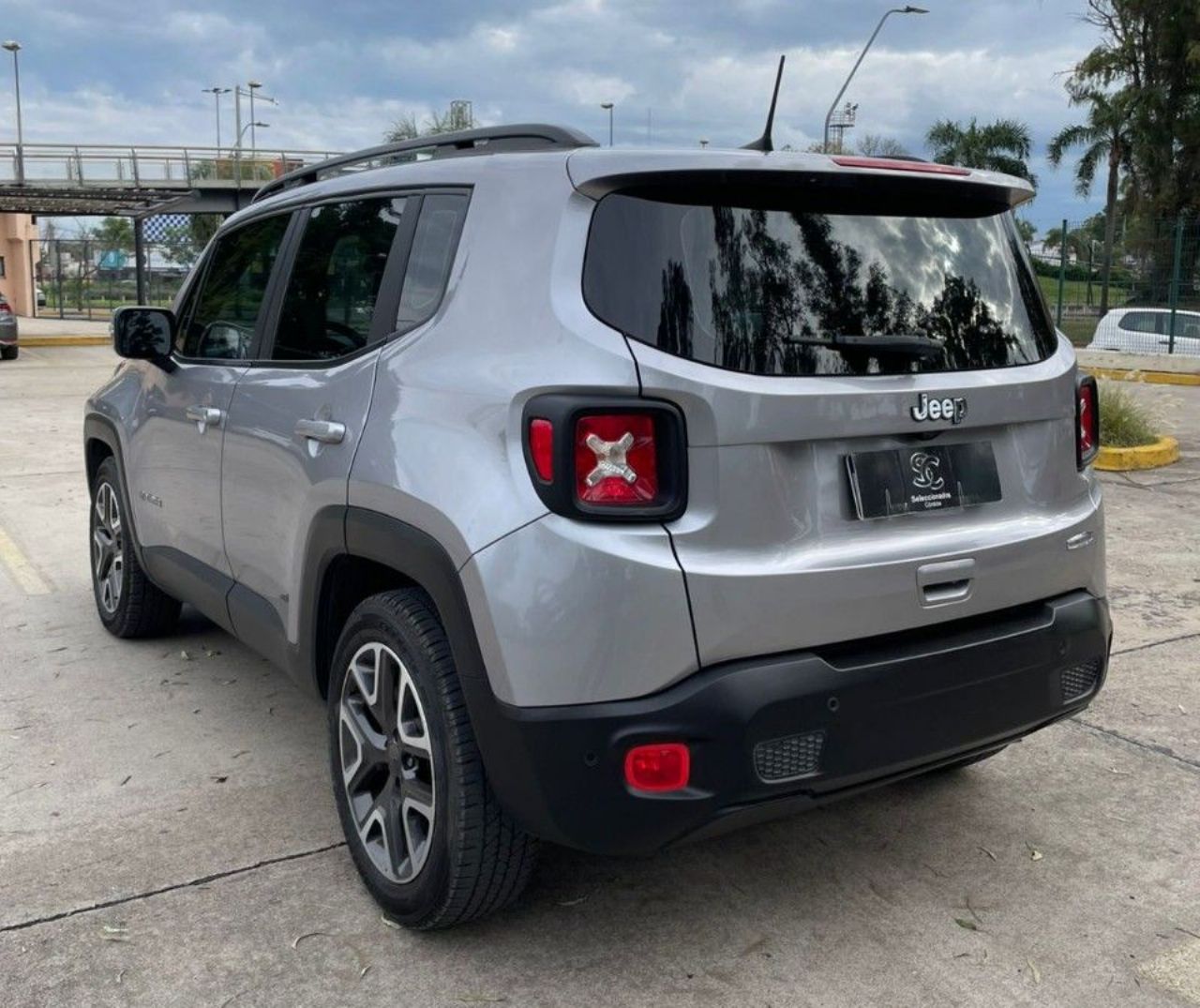 Jeep Renegade Usado Financiado en Córdoba, deRuedas