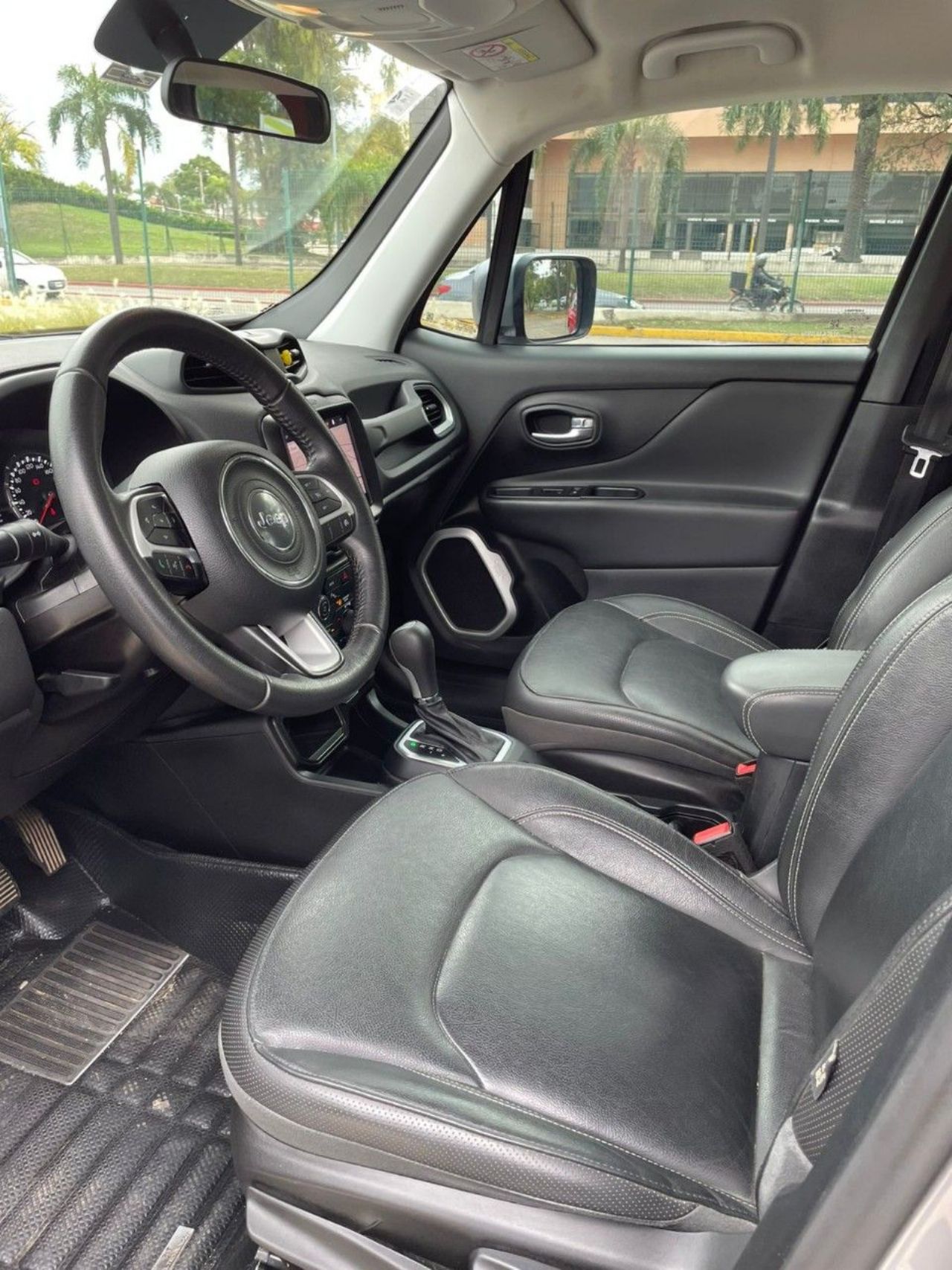 Jeep Renegade Usado Financiado en Córdoba, deRuedas