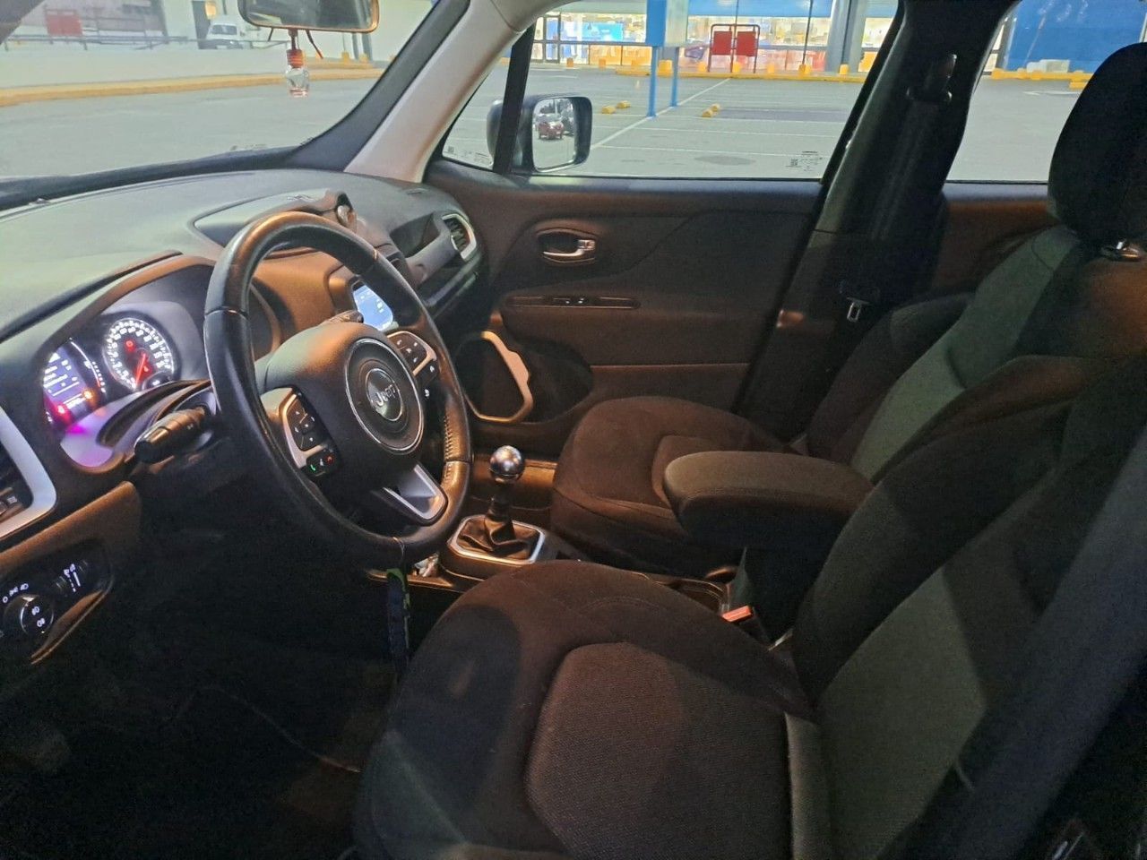 Jeep Renegade Usado en Buenos Aires, deRuedas