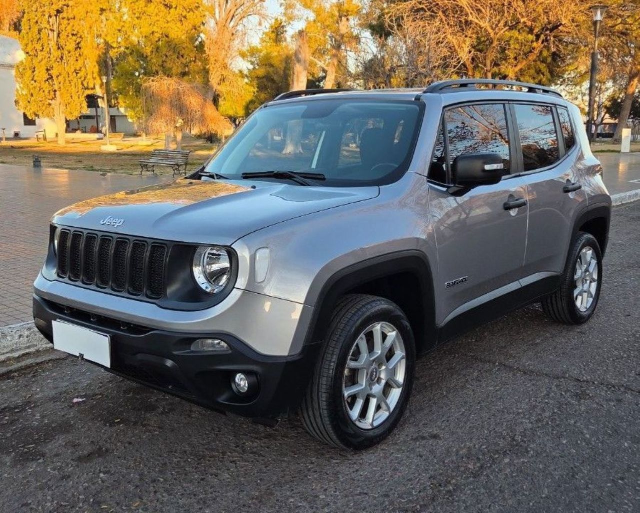 Jeep Renegade Usado en Mendoza, deRuedas