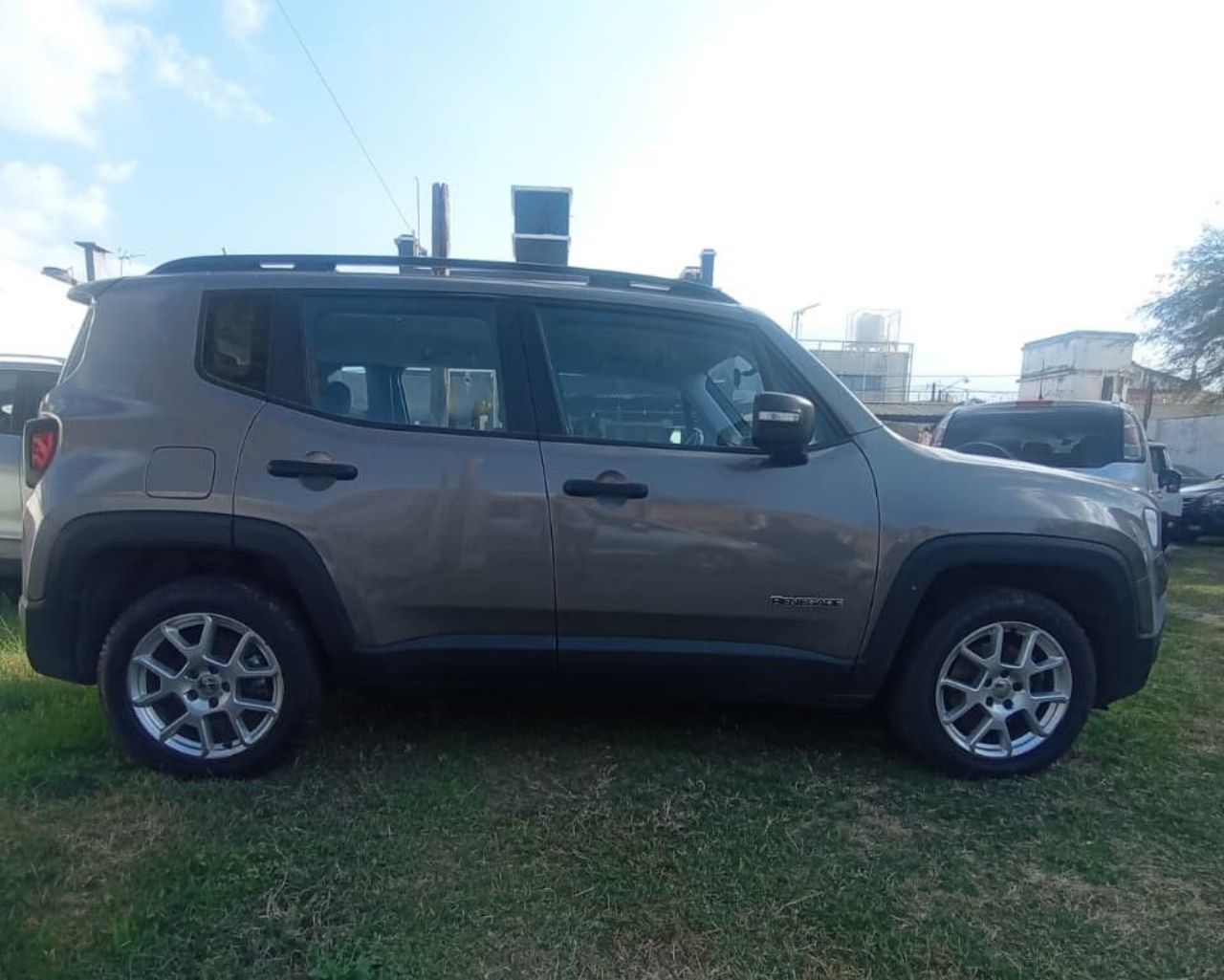 Jeep Renegade Usado Financiado en Córdoba, deRuedas