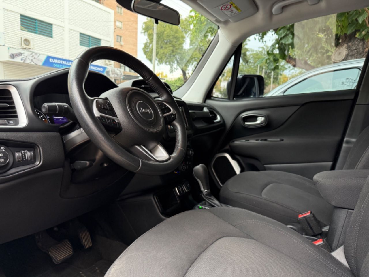 Jeep Renegade Usado en Mendoza, deRuedas