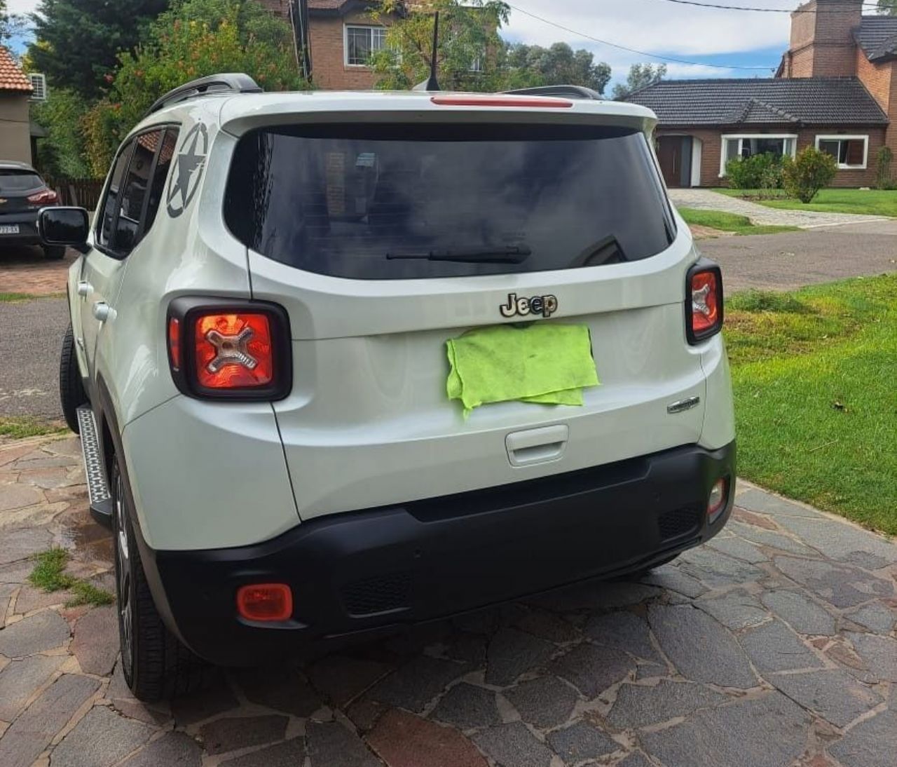 Jeep Renegade Usado en Buenos Aires, deRuedas