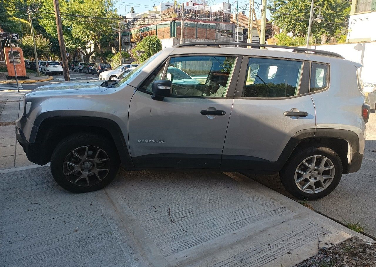 Jeep Renegade Usado en Buenos Aires, deRuedas