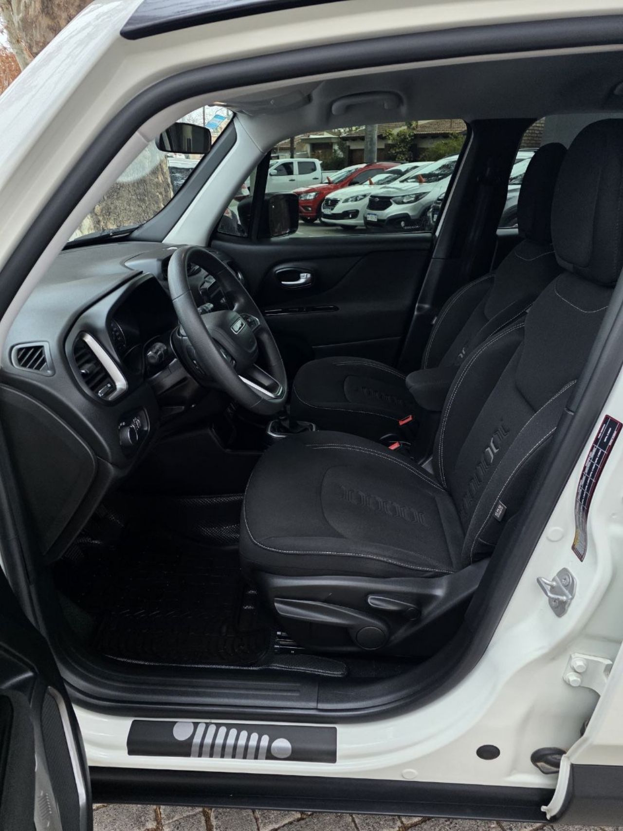 Jeep Renegade Usado en Mendoza, deRuedas