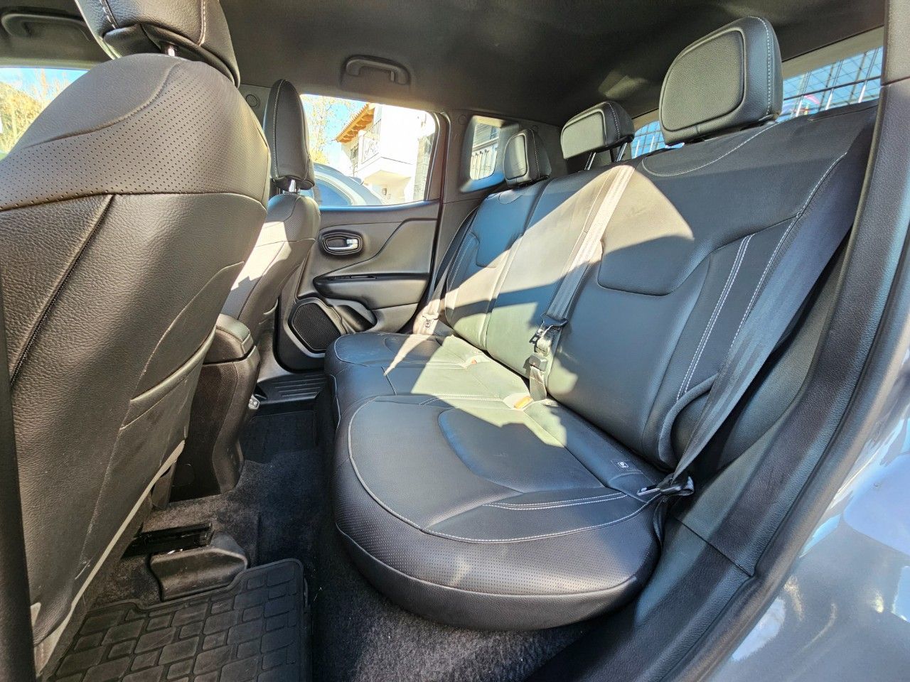 Jeep Renegade Usado Financiado en Mendoza, deRuedas