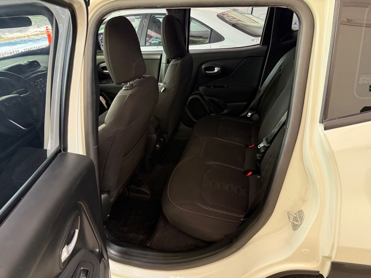 Jeep Renegade Usado Financiado en Mendoza, deRuedas