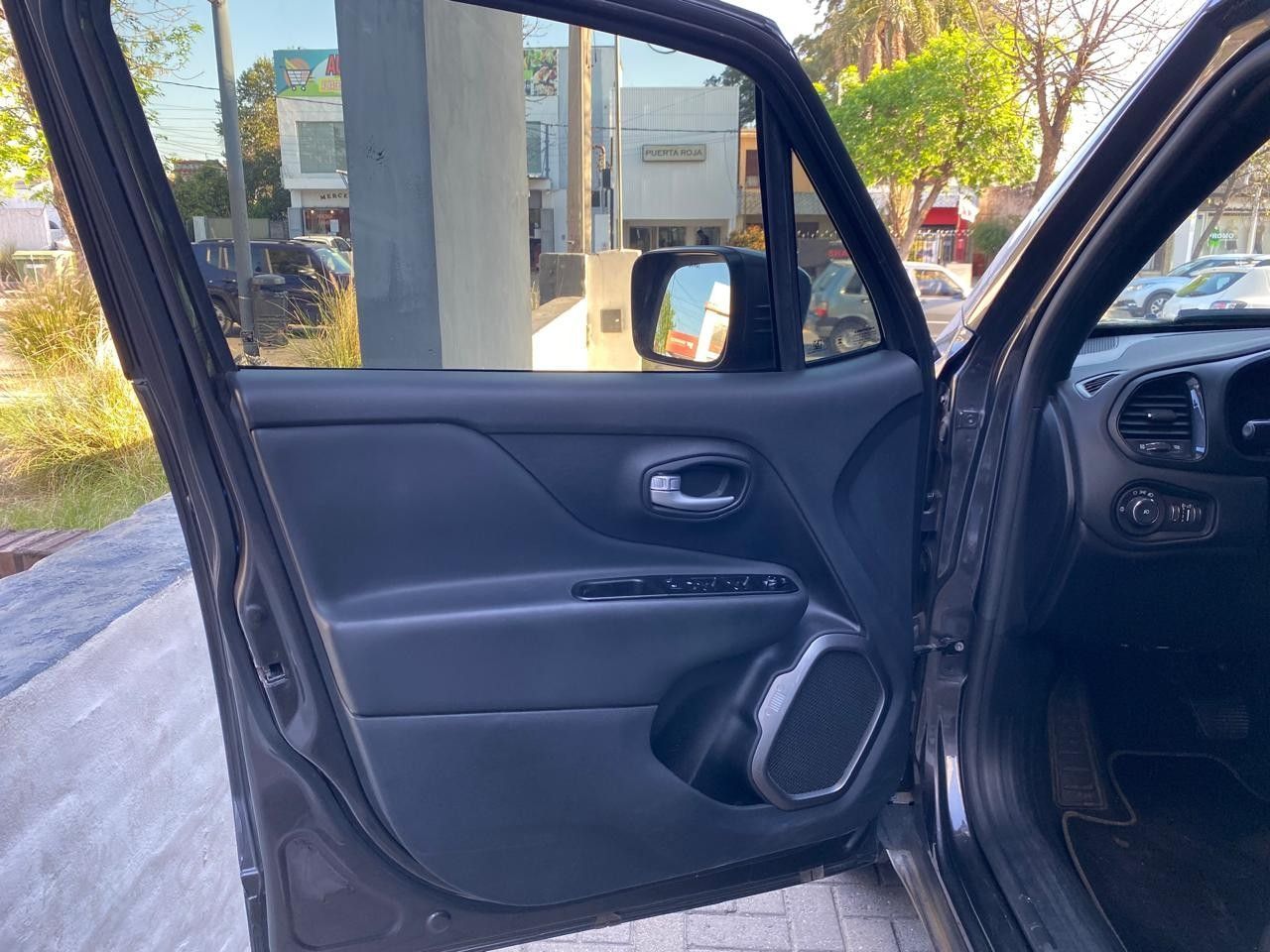 Jeep Renegade Usado Financiado en Córdoba, deRuedas
