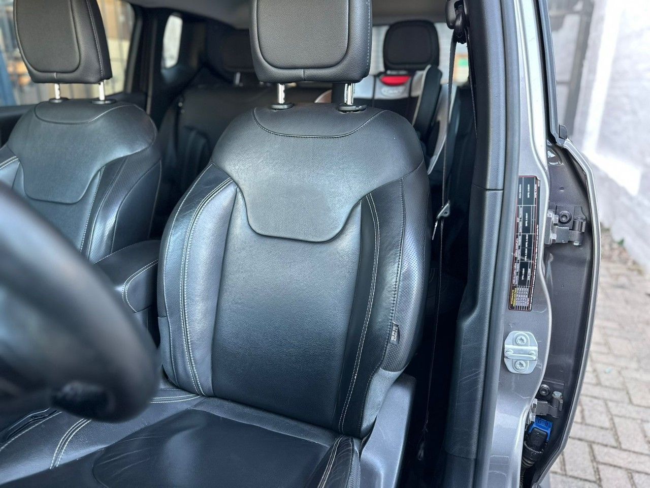 Jeep Renegade Usado Financiado en Córdoba, deRuedas