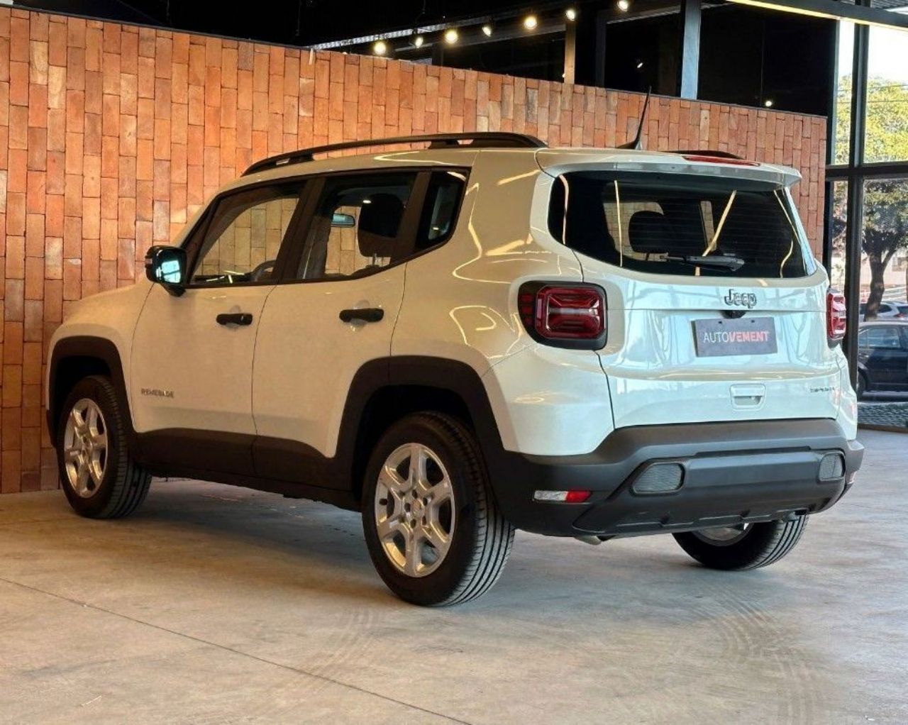 Jeep Renegade Nuevo en Córdoba, deRuedas