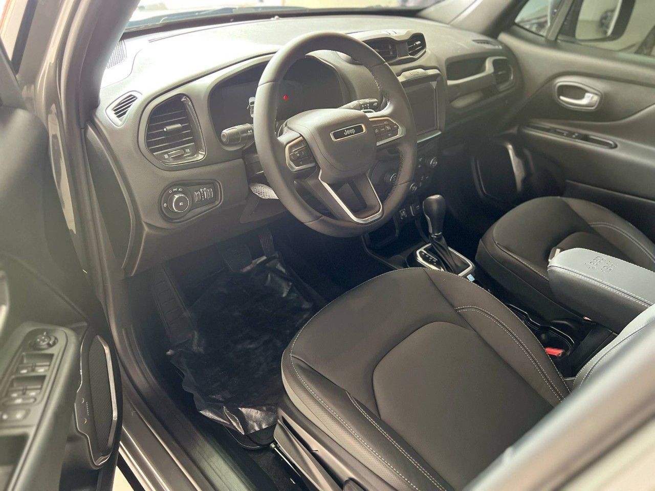 Jeep Renegade Nuevo Financiado en Mendoza, deRuedas