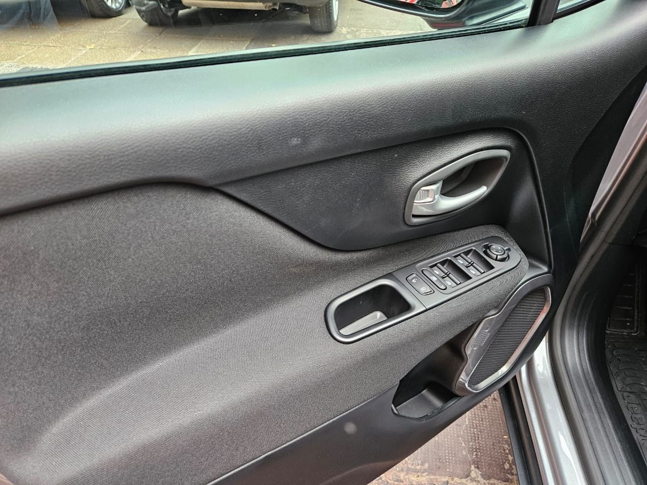 Jeep Renegade Nuevo en Mendoza, deRuedas