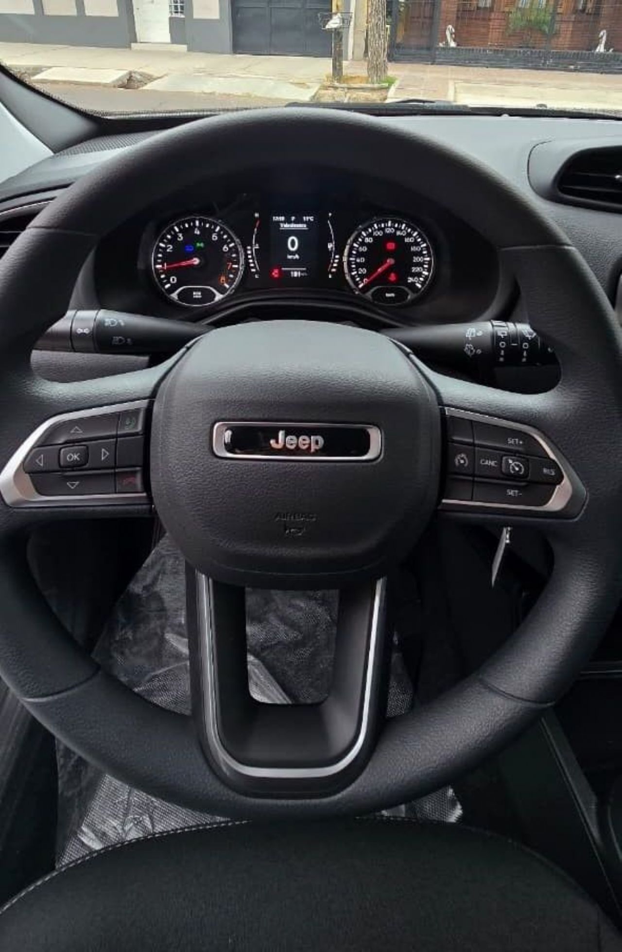 Jeep Renegade Nuevo en Mendoza, deRuedas