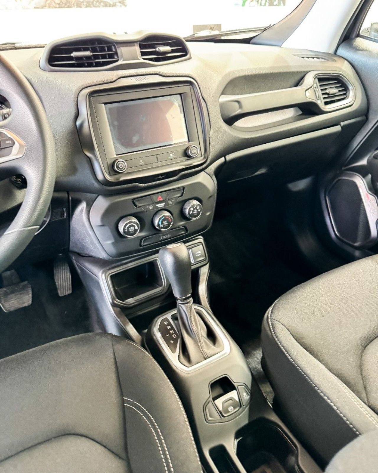Jeep Renegade Nuevo Financiado en Córdoba, deRuedas