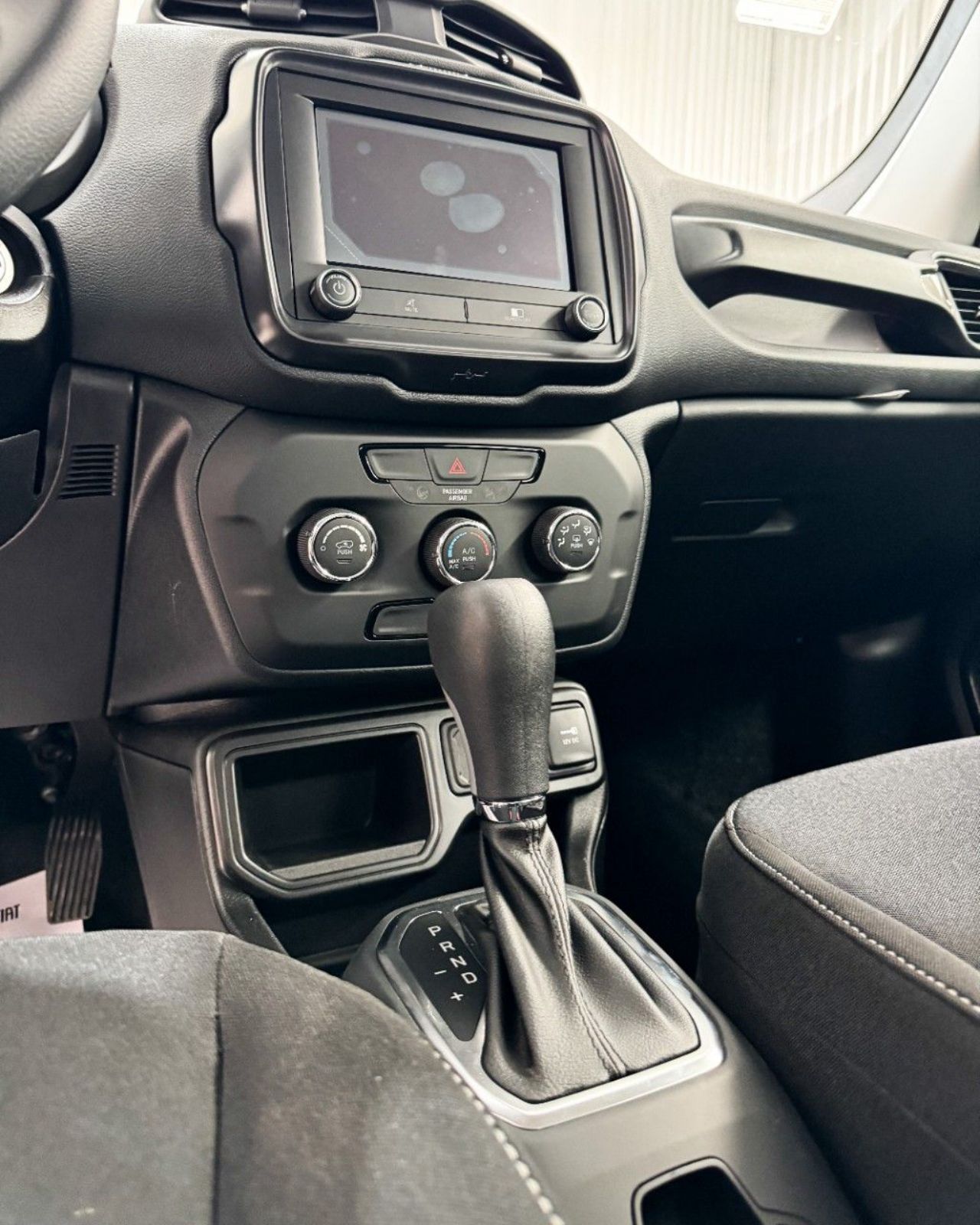 Jeep Renegade Nuevo Financiado en Córdoba, deRuedas